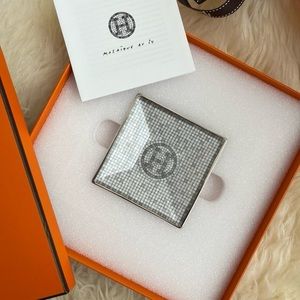 Hermes °1 Mosaic Platinum trinket tray brand new in box great for jewelry !!!
